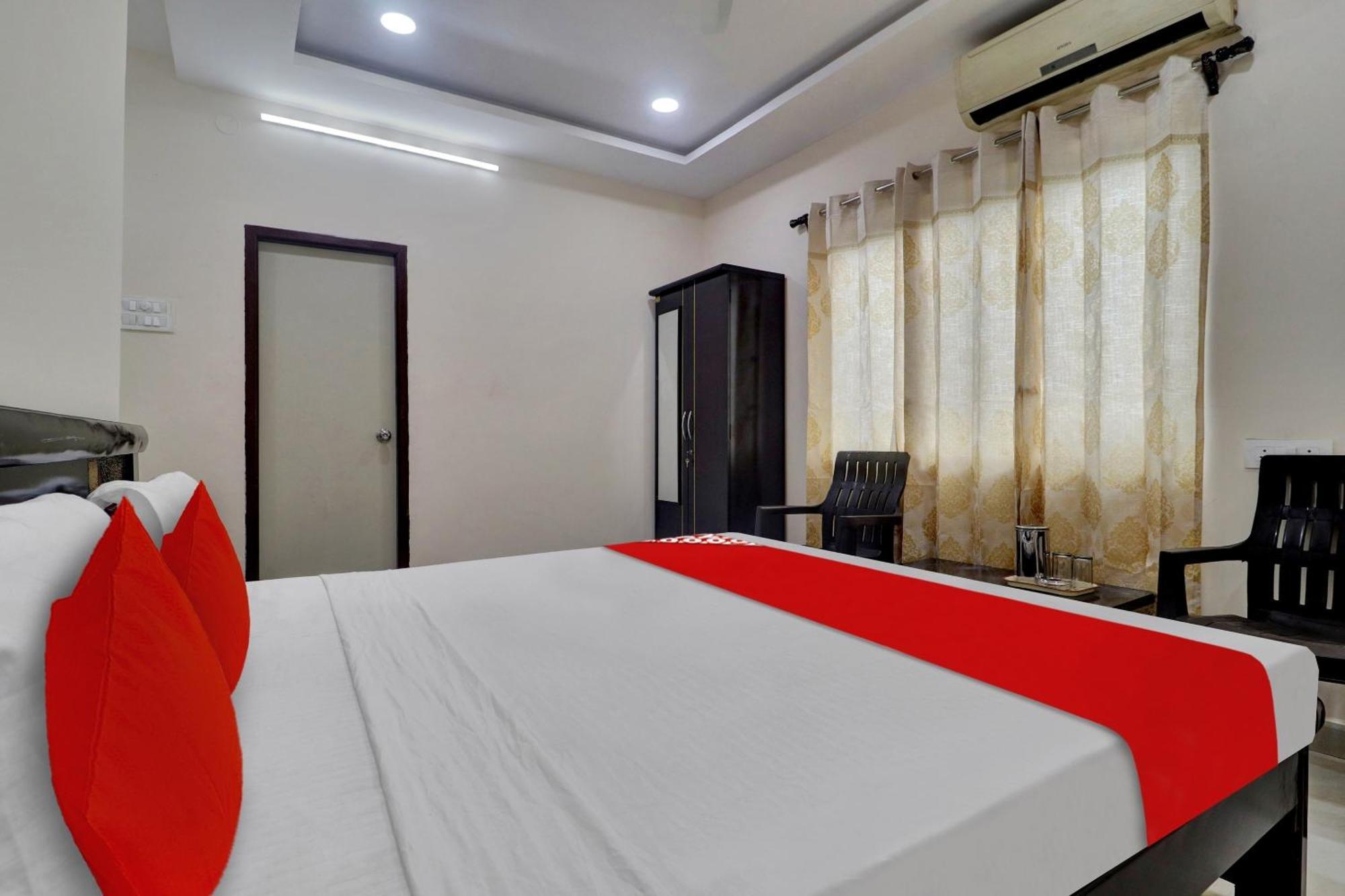 Hotel O Shri Ganesh Near By Himayatnagar,ashok Nagar,rtc X Roads